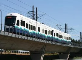 Holiday Inn Express Seattle - Sea-Tac Airport by IHG