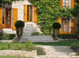 La Frandomière, Hotel in Saint-Martin-de-Londres