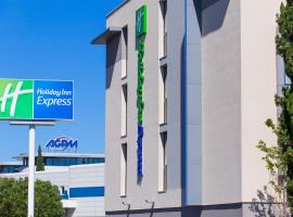 Holiday Inn Express Toulon - Est, an IHG Hotel, hotell i Toulon