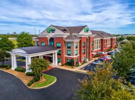 Holiday Inn Express Hotel & Suites Memphis Southwind, an IHG Hotel โรงแรมในเมมฟิส