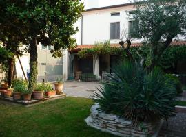 Casa Stefy, hotel with parking in Montagnana