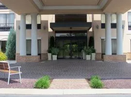 Holiday Inn Express and Suites Winchester by IHG