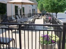 Holiday Inn Express and Suites Winchester by IHG