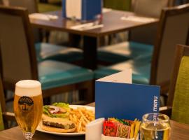 Holiday Inn Express London Heathrow T5 by IHG, ξενοδοχείο στο Σλάου
