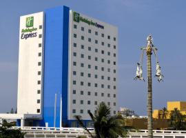 Holiday Inn Express Veracruz Boca del Rio, an IHG Hotel, готель біля визначного місця Las Americas Shopping Mall, у місті Веракрус