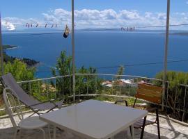 Breathtaking sea view apartments Boris, parkimisega hotell Brelas