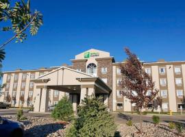 Holiday Inn Express Fort St John, an IHG Hotel, מלון בפורט סנט ג'ון