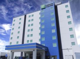 Holiday Inn Express Mérida, an IHG Hotel, hotel near Conventions Center Century XXI, Mérida