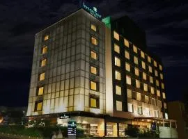 Lemon Tree Hotel Viman Nagar Pune