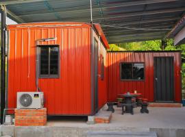 Padang Besar Red Cabin Homestay ค็อทเทจในปาดังเบซาร์