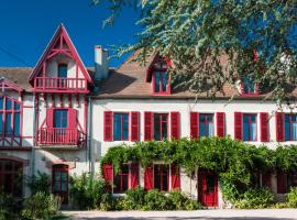 Au Puy Des Vérités, hotel v destinaci Lapalisse