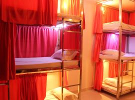 Sunset Backpackers Hostel, hotel in Orchha