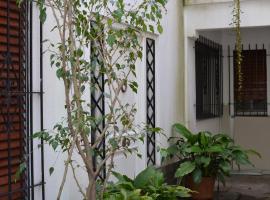 SL 1908, homestay in Olivos