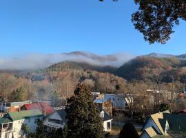 Spring Creek Hotel, hotel in Hot Springs