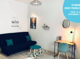 Studio Cosy Family, hotel near Renaison Clinical, Roanne