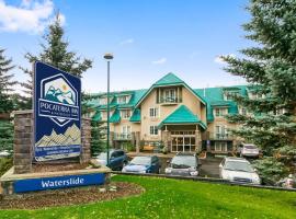 Pocaterra Inn & Waterslide, hotel in Canmore