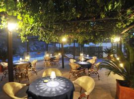 Villa Adriana Amalfi, hôtel à Amalfi