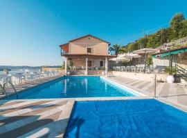 Kommeno Bay Apartments, hotel with pools in Corfu Town