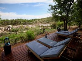 Ivory Wilderness River Rock Lodge, hotel in Klaserie Private Nature Reserve