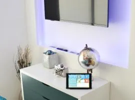 Luxury Studio Apartment IN Downtown! 25