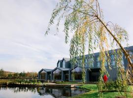 Crow Wood Hotel & Spa Resort, hotel v destinaci Burnley
