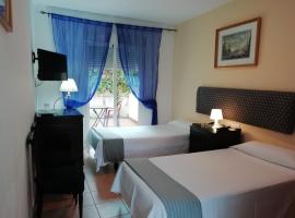 Hostal Alhaja Playa, hotel in El Puerto de Santa María