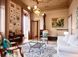 Villa Farinelli, hotelli, jossa on pysäköintimahdollisuus kohteessa Cadegliano Viconago