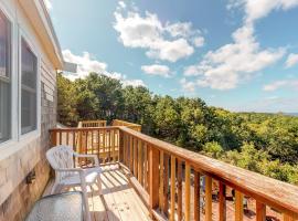 Bayview, villa in Truro