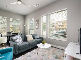 1 BR and 2 BR near Downtown by Frontdesk &ndash; obiekty na wynajem sezonowy w mieście San Antonio