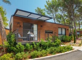 Gava Waterman Island Cottages - All Inclusive, hotel v destinaci Milna
