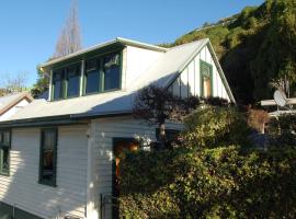 Shakespeare Cottage, Hotel in Napier