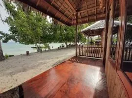 Aldejus Homestay、Yennanas Besirのシャレー
