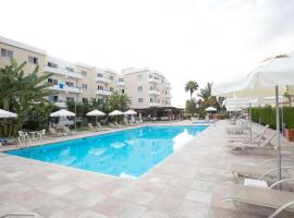 DebbieXenia Hotel Apartments: Protaras'ta bir apart otel