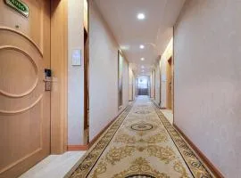 Vienna 3 Best Hotel(Guangdong Yangchun Bus Station Shop )