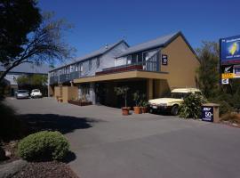 Sherborne Motor Lodge, chalet i Christchurch