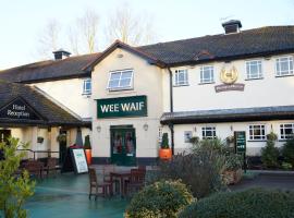 Wee Waif by Greene King Inns, hotel in Reading