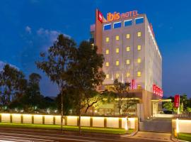 ๋์ํฌ์ ์์นํ ํธํ
ibis Nashik - An Accor Brand