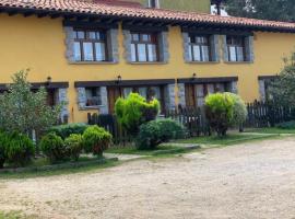 APARTAMENTOS MARIAJE: Barro de Llanes'te bir otel