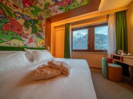 OMAMA Hotel, hotel ad Aosta