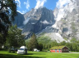 Trollveggen Camping, hotell på Åndalsnes