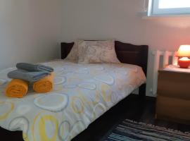 Ovelia B&B, hotel a Kuressaare