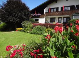 Haus Christine Aigen Schlägl - Moldau, hotel in Aigen im Mühlkreis