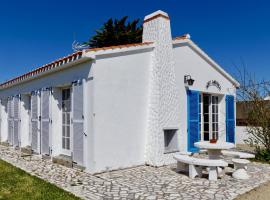 Maison Noirmoutrine proche de la plage des Lutins, hotel in Noirmoutier-en-l'lle