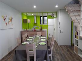 Une charmante maison pour un séjour au vert, hotel econômico em Arçais