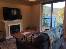 Botany Bay by Eagle Reach Properties, hotel u gradu 'Port Renfrew'