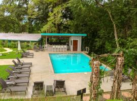 Teva Hotel & Jungle Reserve, hotel in Manuel Antonio