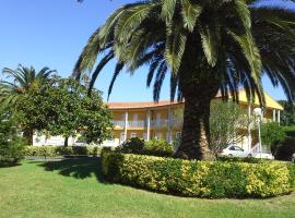 Apartamentos San Pedro en Llanes, self catering accommodation in Llanes