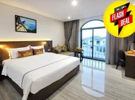 Crown Nguyen Hoang Hotel