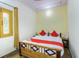 OYO 63810 Gopi Homestay, hotel v destinaci Tota Ām