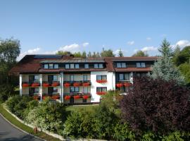 Hotel Dreisonnenberg, hotel a Neuschönau